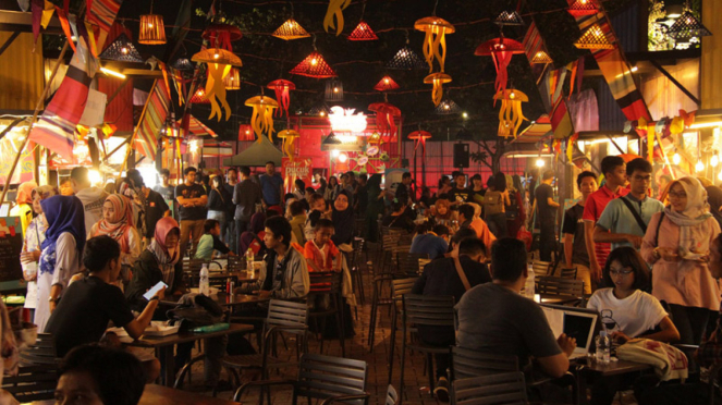 Jelajahi Kuliner Street Food Kekinian di Pasar Senggol Summarecon Mal Bekasi 