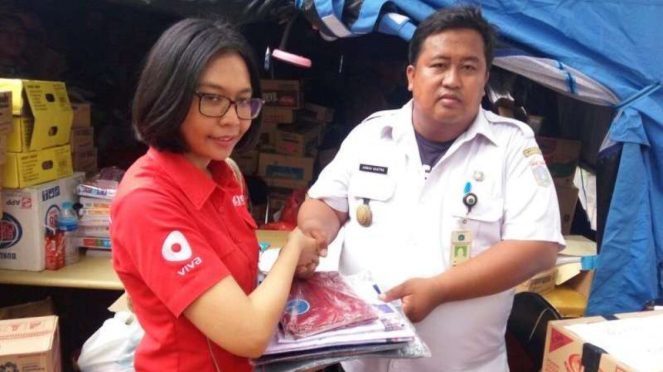 Sumbangan untuk korban kebakaran dari Yayasan Satu Untuk Negeri tvOne