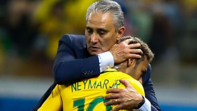 Pelatih Brasil, Adenor Leonardo Bacchi dan Neymar Jr.