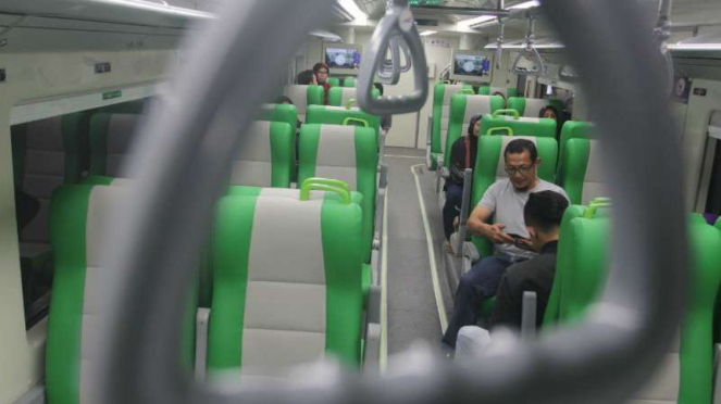 Kereta khusus rute Bandara Internasional Minangkabau di Padang, Sumatra Barat.