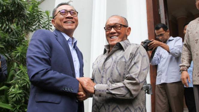 Pertemuan Aburizal Bakrie dengan Zulkifli Hasan