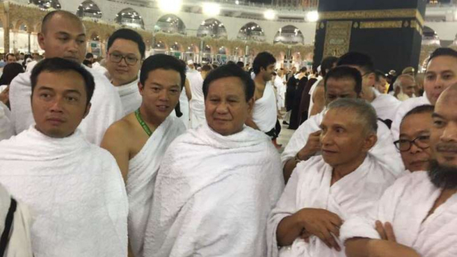 Prabowo dan Amien Rais Bertemu Saat Umrah