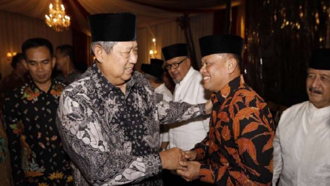 Ketua Umum Partai Demokrat, Susilo Bambang Yudhoyono bertemu Gatot Nurmantyo