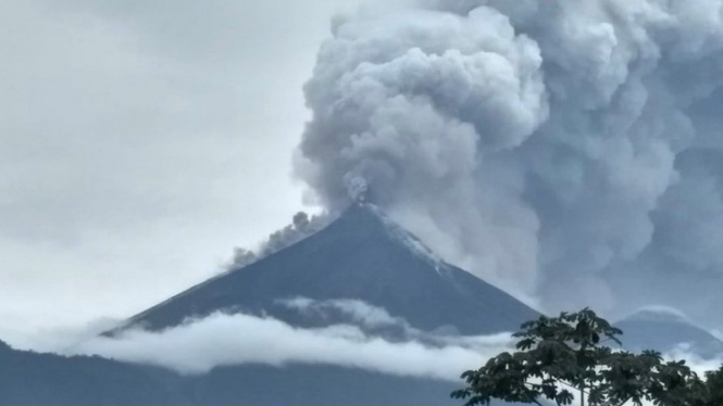Erupsi gunung berapi Fuego adalah yang terbesar sejak 1974, menurut sejumlah pakar. - Guatemala Government