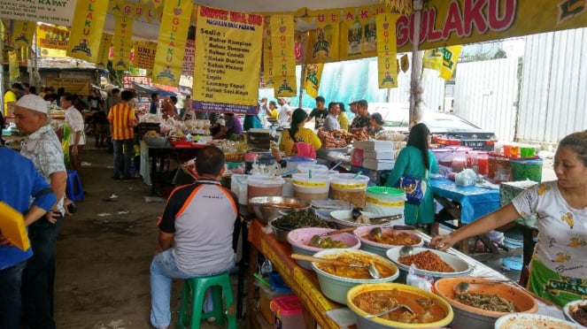 Pasar Takjil Benhil