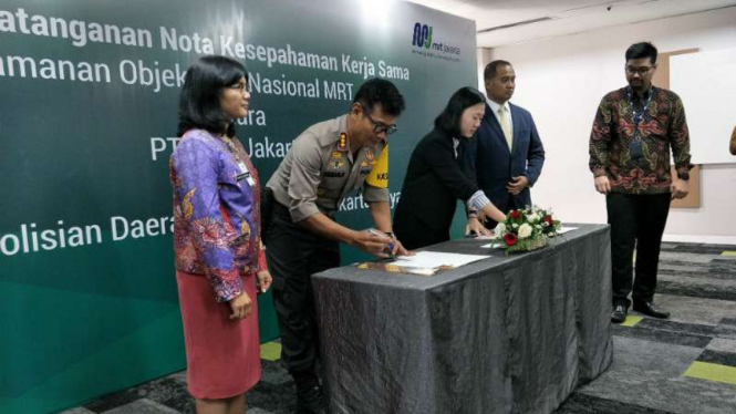 PT MRT Jakarta menandatangani nota kesepahaman bersama Polda Metro Jaya.