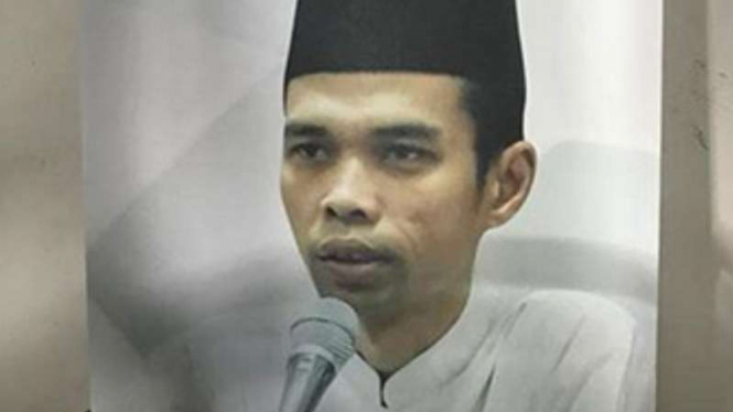 Ustaz Abdul Somad, ijtima ulama meminta UAS menjadi cawapres Prabowo.