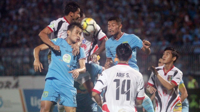 Pertandingan Persela Lamongan vs Mitra Kukar