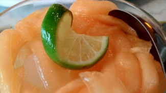 Gak Cuma Segar, Ini Ragam Manfaat Konsumsi Blewah saat Buka Puasa