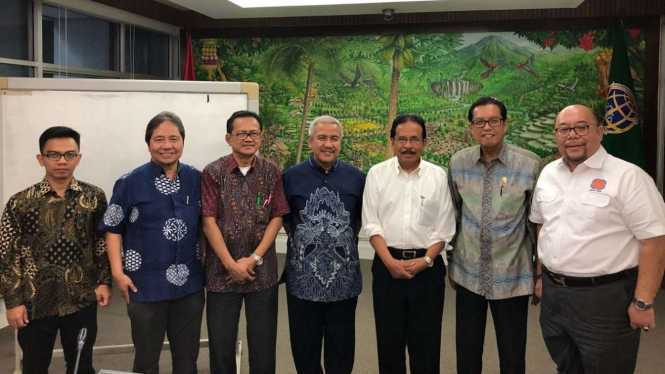 Pengurus DPP REI saat bertemu Menteri ATR-BPN Sofyan Djalil. 