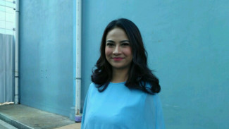 Vanessa Angel Hapus Foto Bareng FNJ