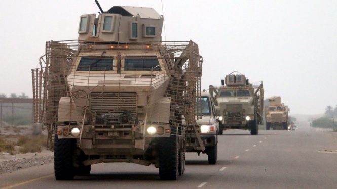 Pasukan koalisi pimpinan Arab Saudi melancarkan serangan dari pinggiran Kota Hudaydah. - EPA