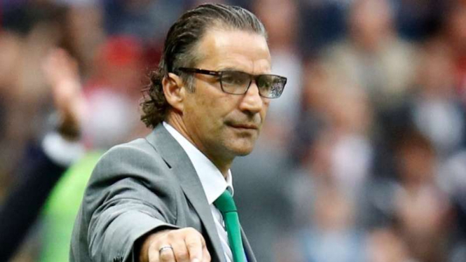 Pelatih timnas Arab Saudi, Juan Antonio Pizzi