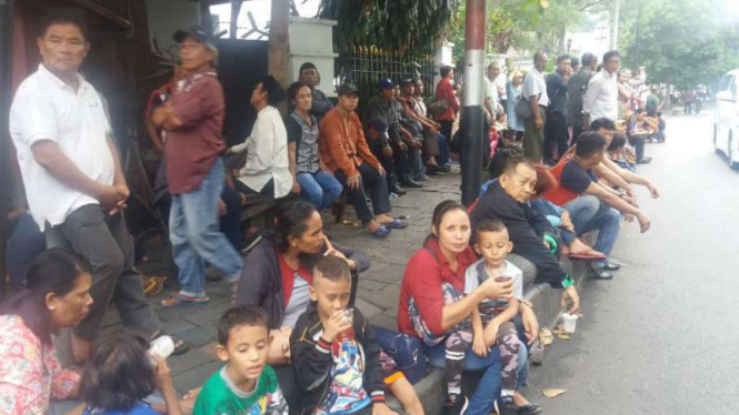 Warga antusias datangi open house Idul Fitri di rumah Wapres Jusuf Kalla
