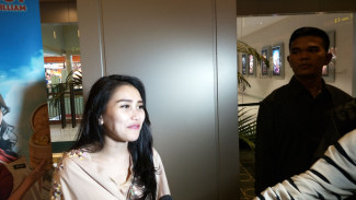Filmnya Tayang Perdana, Ayu Ting Ting Lakukan Hal Ini