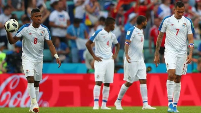 Ekspresi kecewa para pemain Timnas Panama usai kalah telak dari Belgia
