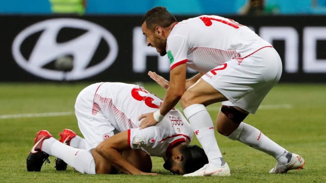 Tunisia Takluk dari Inggris 