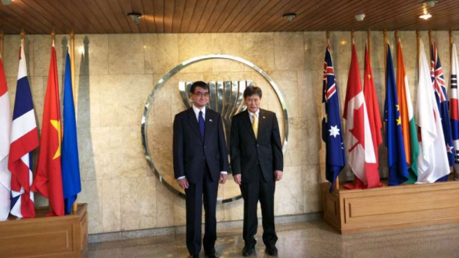 Menlu Jepang bertemu Sekjen ASEAN di Jakarta