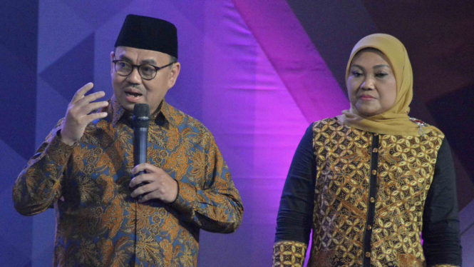 Sudirman Said (kiri)-Ida Fauziyah (kanan)