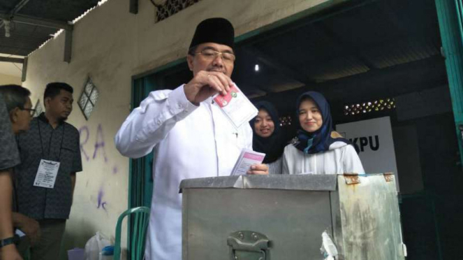 Sarimuda-Rozak Jemawa Unggul 40 Persen di Pilkada Palembang