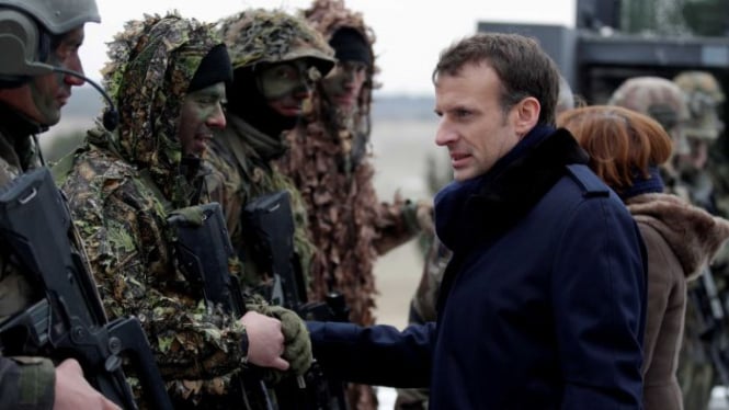 Presiden Perancis Emmanuel Macron sudah mengusulkan adanya wajib militer dalam kampanye pemilu.