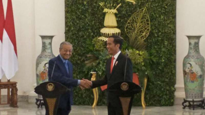 Presiden Jokowi dan Mahathir Mohamad di Istana Bogor