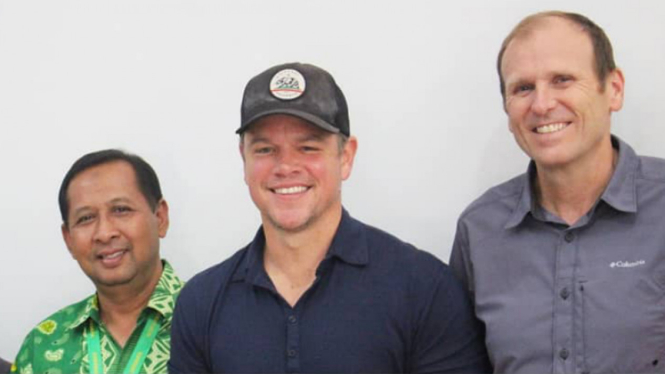 Matt Damon ke kantor KOMIDA di Jakarta.