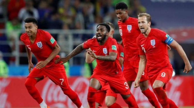 Para pemain Timnas Inggris merayakan kemenangan atas Kolombia
