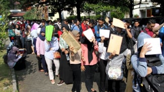  Negara Harus Hadir, Jangan Hanya jadi Penonton Pasar yang Kejam