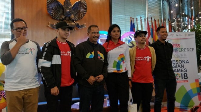 Menteri Pariwisata Arief Yahya (tengah) dalam acara Kick Off Asian Games 2018