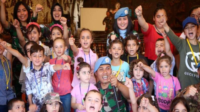 Kunjungan anak-anak Lebanon di Markas TNI Indobatt Lebanon