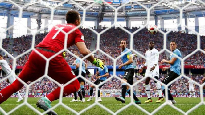 Laga perempat final Piala Dunia 2018, Prancis vs Uruguay