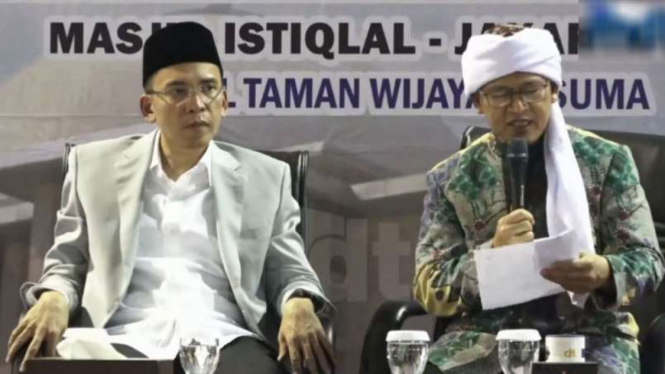 Muhammad Zainul Majdi dan Abdullah Gymnastiar di Istiqlal.