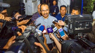 Pasang Badan Bela 11 Terlapor Kasus Ijazah Jokowi, Abraham Samad Nekat: Saya yang Akan Dipenjara!