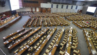 Komisi VII DPR Soroti Lambatnya Penyelesaian Sejumlah Proyek Industri Strategis
