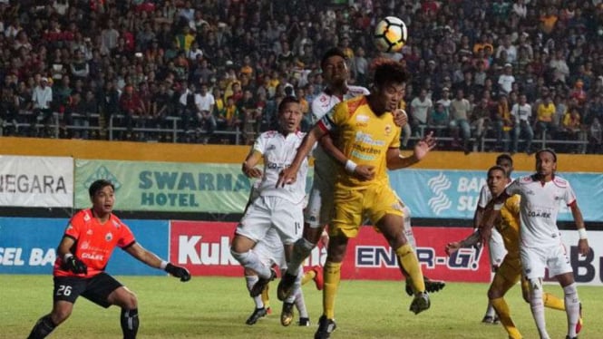 Duel Sriwijaya FC vs Persija Jakarta.