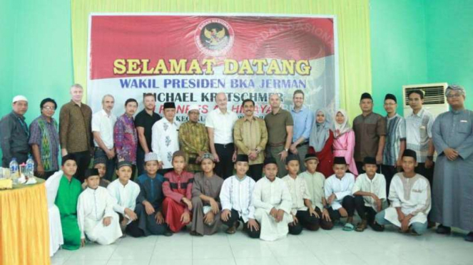 Kunjungan pejabat Badan Antiteror Jerman ke Pondok Pesantren Al Hidayah Sumut