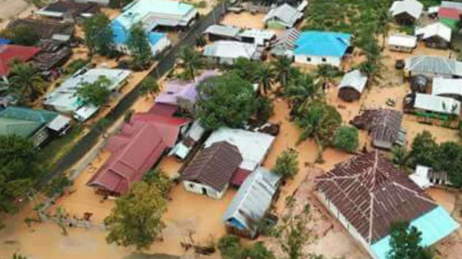 Banjir menggenangi Kabupaten Pulau Taliabu, Maluku Utara, Rabu, 11 Juli 2018.