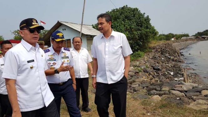 Pj Gubernur Jawa Barat, M Iriawan meninjau pelabuhan Panimbang, Subang