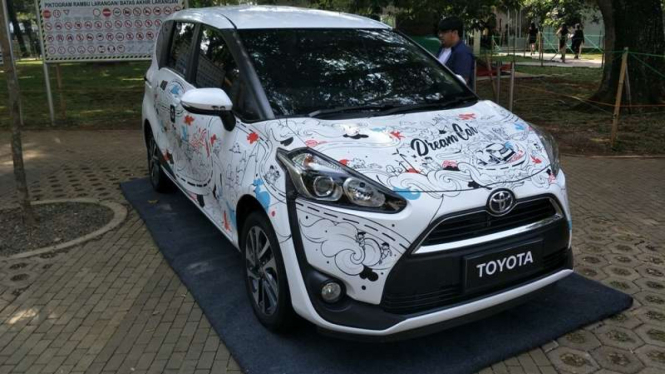 Toyota Dream Car Art Contest (TDCAC)