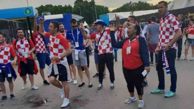 Senator Millicent Omanga ikut menyaksikan semi final Kroatia melawan Inggris. - Millicent Omanga