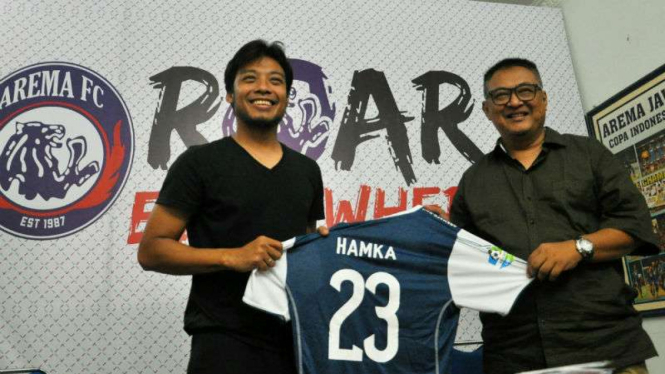 Bek Arema FC, Hamka Hamzah.