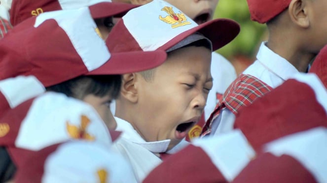 Hari pertama masuk sekolah di Bogor, Jawa Barat