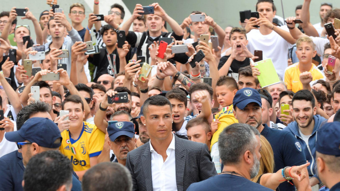 Cristiano Ronaldo Tiba di Turin