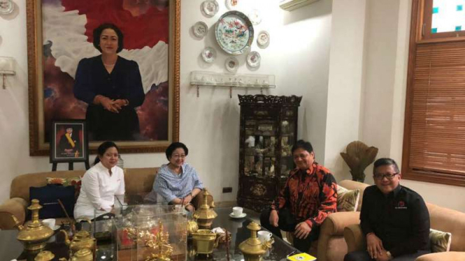 Airlangga Hartarto temui Megawati, Puan, dan Hasto.