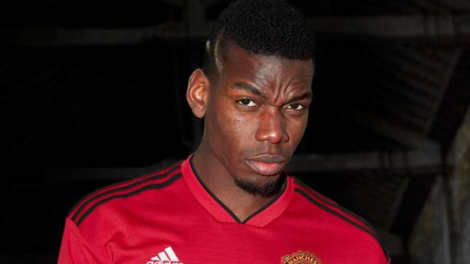 Gelandang Manchester United, Paul Pogba