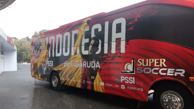 Bus mewah untuk Timnas Indonesia
