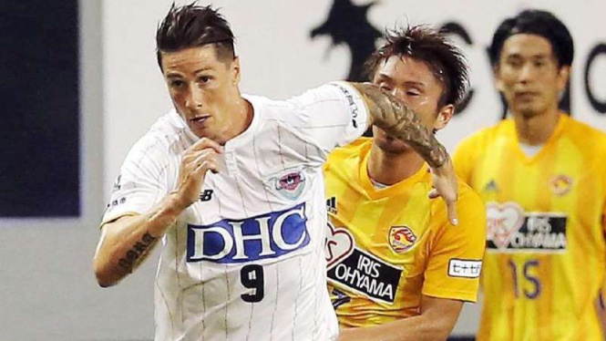 Fernando Torres lakoni debut bersama Sagan Tosu.
