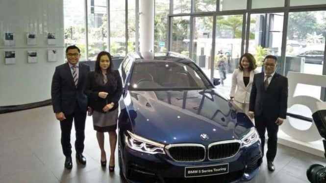 BMW seri 5 terbaru.