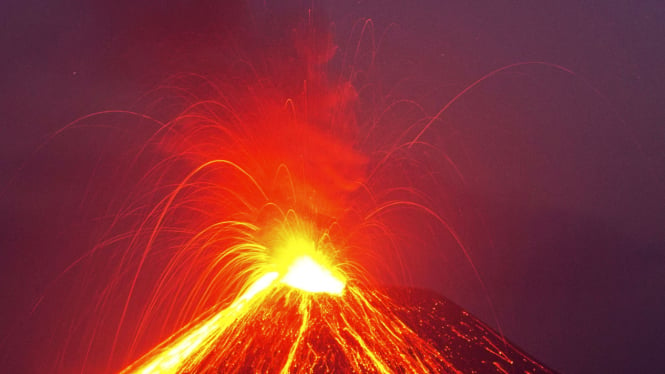 Lava Gunung Anak Krakatau